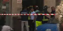 Ucciso a coltellate a Palermo, un'altra persona barricata in casa