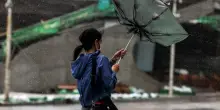 Cina, quasi 1 milione di persone evacuate a causa del tifone Bavi