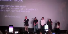L'Odissea di Nolan, anteprima a Mumbai: "Siete tra tra i primi a vederlo... vi &egrave; piaciuto?"