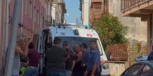 Orrore sul lungomare di Riposto: uomo uccide il fratello a colpi di mannaia davanti ai passanti