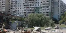 Sumy bombardata con ordigni teleguidati, 5 morti