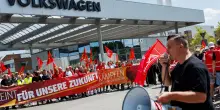 Volkswagen, l'ad ammette: sono 100 mila i posti di lavoro da tagliare