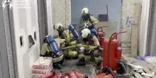 Incendio alla torre Oxy, al centro di Bruxelles. Media: "Almeno due morti, quattro dispersi"