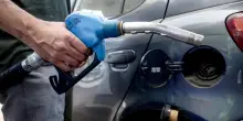Mimit: salgono i prezzi dei carburanti, il gasolio di nuovo sopra i 2 euro