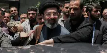 Khamenei: &ldquo;Aumentare la produzione, eliminare il dollaro e non danneggiare la coesione sociale&rdquo;