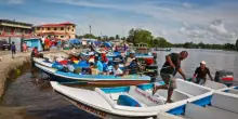 Naufragio in Guyana, si capovolge un traghetto. Almeno 66 dispersi