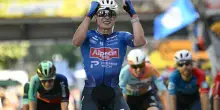Tour de France, Philipsen in volata conquista la 17a Tappa da Chamb&eacute;ry a Voiron