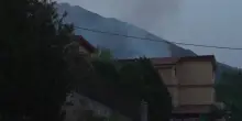 Incendio a Monreale, il rogo non si ferma: le case avvolte dal fumo