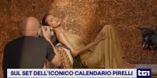 Sul set dell'iconico calendario Pirelli