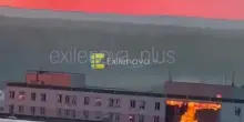 Droni ucraini in Russia, due magazzini della Wildberries in fiamme a San Pietroburgo