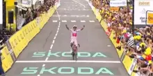 Tour de France 2026 - 20&ordf; tappa, la vittoria di Carapaz che regala il Tour a Pogacar