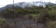 Campomarino Lido avvolta nella morsa del fuoco, evacuata una casa per anziani