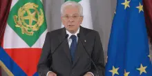 Mattarella tra politica e cronaca: "Gli individui si adattino alla legge, non il contrario"