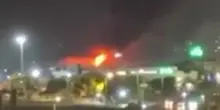 Iran, raid Usa su Bandar Abbas: la citt&agrave; &egrave; in fiamme