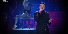Arisa canta "Total eclipse of the heart", il brano che ha consacrato Bonnie Tyler