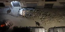 Pozzuoli, crolli e gravi danni: le immagini dal drone in volo di notte
