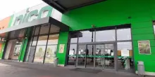 Castenedolo, una donna &egrave; stata accoltellata all'esterno di un centro commerciale: &egrave; grave