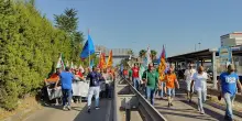 Sciopero ex Ilva: lavoratori sulla statale 7. Urso: "Serve una cordata italiana"