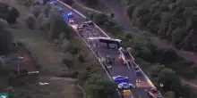 Schianto sulla Ternana, l'autista, i turisti, la coppia sul camper: chi sono le sei vittime