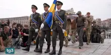 Kiev piange Oleksiy Yukov, il "collezionista di anime" che recuperava le vittime della guerra