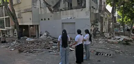 Terremoto di magnitudo 7.4 in Colombia: morti e feriti. Bambini sotto le macerie