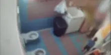 Maltrattamenti in un asilo nido in Brianza, due maestre ai domiciliari