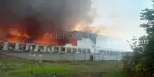 Russia, a fuoco un altro hub Wildberries. Zelensky: "Zaporizhzhia colpita da missili nordcoreani"