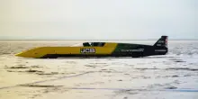 Nuovo record di velocit&agrave; per un'auto a idrogeno: Andy Green sfiora i 654 chilometri orari