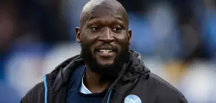 Calcio. &Egrave; ufficiale, Lukaku passa dal Napoli al Fenerbahce