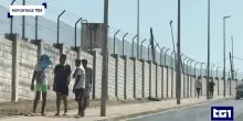 Migranti, tra i vicoli di Barrio di El Principe a Ceuta i minori prede facili della criminalit&agrave;
