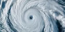 L'uragano Lala si abbatte con venti e piogge violente sulle Hawaii: &egrave; stato di emergenza