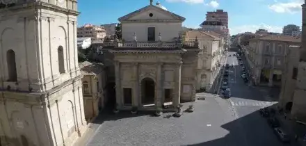 Ultimo saluto a Diomede Barchiesi, ucciso per difendere il figlio. Tre citt&agrave; in lutto