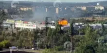 Drone contro un centro commerciale nella citt&agrave; di Zelensky, morti e feriti - Video