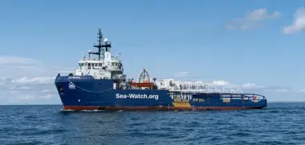 Sequestro per 45 giorni della nave Sea Wach e 7.500 euro di multa, Piantedosi: "Ha violato le norme"
