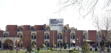 Scoppia un incendio in ospedale: &egrave; strage in Pakistan. Morti 15 neonati