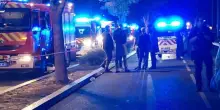 Auto sulla folla a Caen, due morti e una decina di feriti