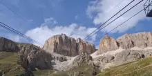 Val di Fassa, 800 escursionisti recuperati degli impianti di risalita a causa del forte vento