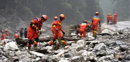 Nepal: sono quasi 800 le vittime dell'inondazione; oltre 3mila dispersi. Anche in Tibet 16 morti