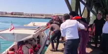 Un'imbarcazione con 270 turisti a bordo si &egrave; capovolta al largo di Cipro del Nord, i soccorsi
