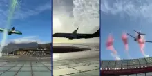 Jet rasentano il tetto dello stadio di Citt&agrave; del Capo, gli spettacolari video virali in rete