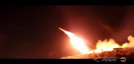 Iran, missili e droni contro le basi Usa in Giordania: le immagini dei lanci