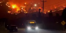 Inferno in Columbia britannica: scatta lo stato d'emergenza, 20mila evacuati