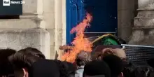 Gli studenti in piazza, Francia nel caos