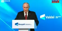 La versione di Putin: "Noi costretti a difenderci, serve un nuovo ordine mondiale"