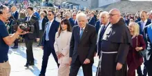 San Francesco, Mattarella ad Assisi. Zuppi: "Sedotti da cultura della potenza che crea il nemico"