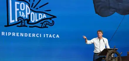 Renzi chiude la Leopolda: "Meloni a un bivio: o al Quirinale o a casa"