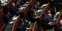 Bagarre in Aula su stragi e depistaggi. &Egrave; scontro tra il Movimento 5 Stelle e Fratelli d'Italia