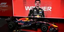 F1, Verstappen pigliatutto a Singapore: vince la Sprint e conquista la "pole"