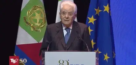 Mattarella: "Alleanza del lavoro guardi al futuro e ai giovani"