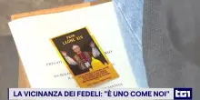 Operazione del Papa al Gemelli, la vicinanza dei fedeli: "&Egrave; uno come noi"